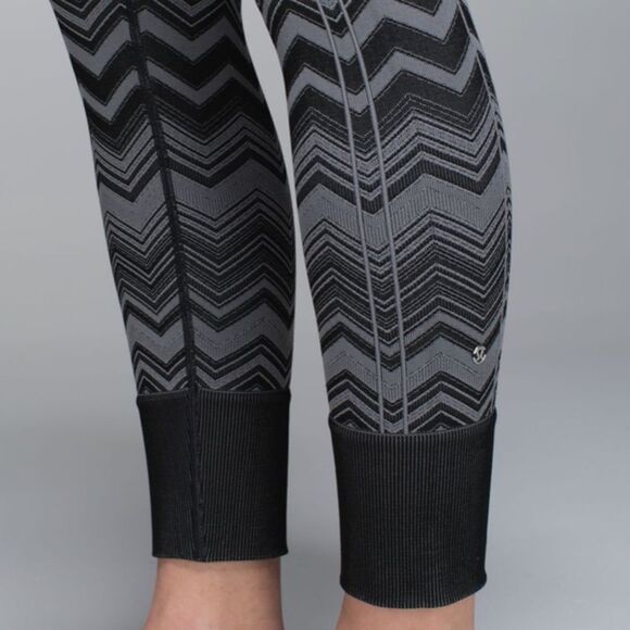 LULULEMON | Ebb to Street Pants Chevron Heathered Slate Women’s Size 8 - Picture 4 of 15
